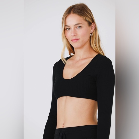 💥ALO YOGA / Ribbed ‘Define’ Long Sleeve Bra Top / 🖤Black / Large / NWT !! 🤩 - Picture 6 of 6